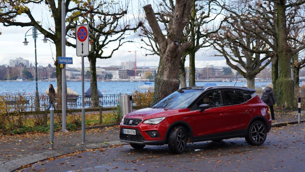 Weihnachtsmarkt mit Seat Arona