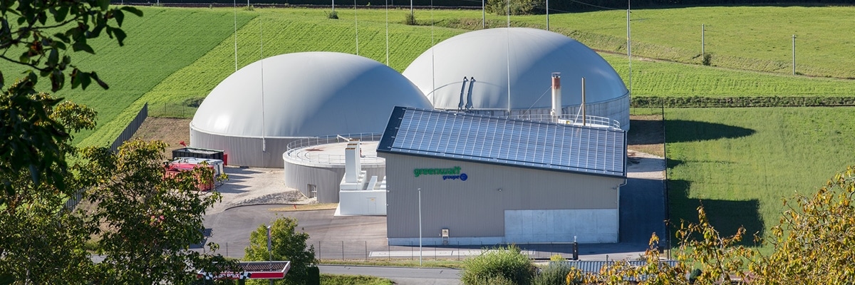 Wasserschutz und Umweltschutz gehen dank der Biogasanlage in Henniez VD Hand in Hand. Dadurch lassen sich jährlich 3000 Tonnen CO2 einsparen.